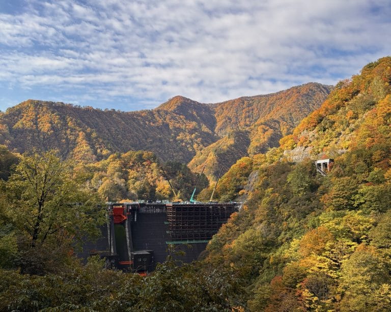 胎内川ダム 紅葉