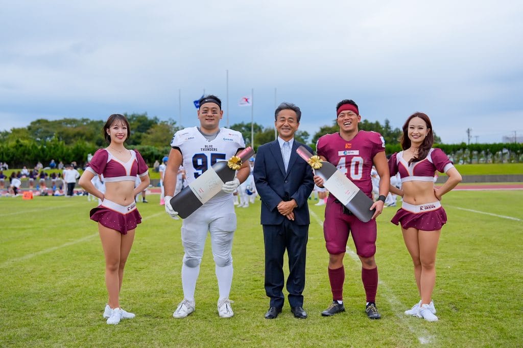 胎内DEERS 胎内ワイン贈呈